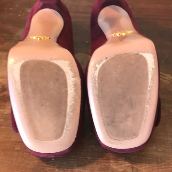 Prada suede platform heel Button front 38 1/2 - Picture 6 of 7
